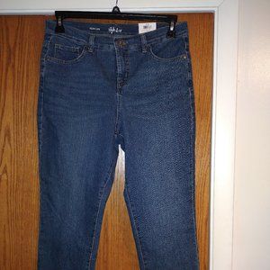 NWT/ STYLE & CO. HIGHRISE, SLIM LEG, STRECHY, BLUE JEANS, WOMEN, SIZE/12P
